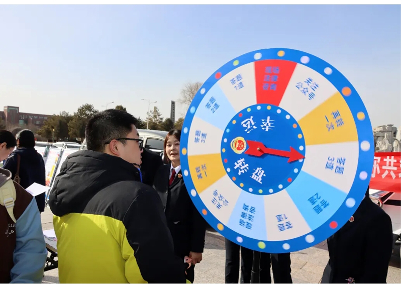 和林格尔县委政法委组织开展“法治宣传进校园，护航青春助成长”系列主题活动3.jpg