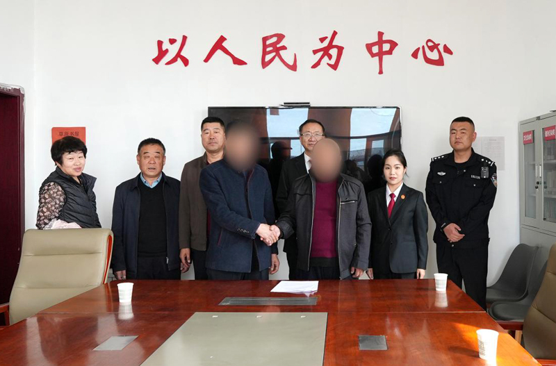 让更多纠纷化解在村落——呼和浩特市新城区人民法院持续打造基层社会治理新“枫”景1.jpg