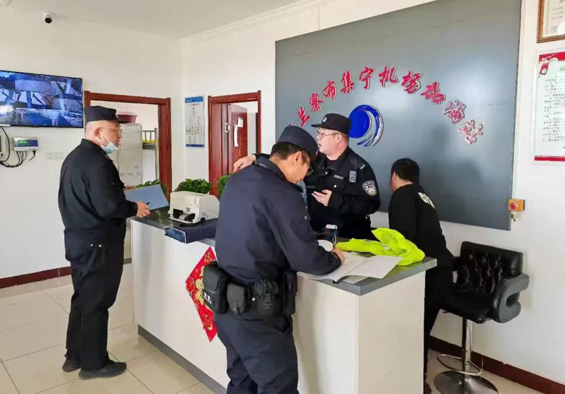 内蒙古集宁公安：消防隐患细排查，护航安全不止步1.jpg