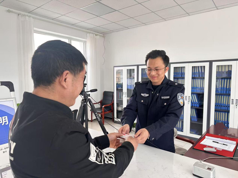 丰镇市公安局：智慧“小切口”让基层治理持续升温5.jpg