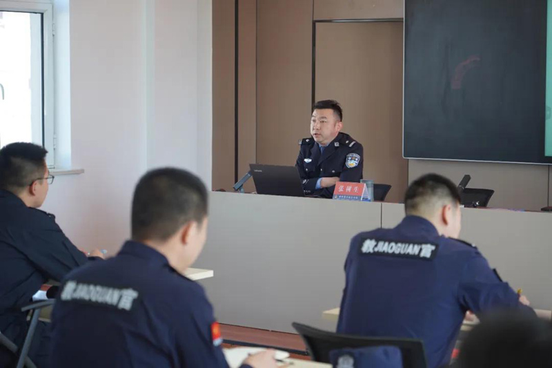 和林格尔县公安局2025年度政治轮训暨教官素质能力提升集中培训班圆满结业3.jpg