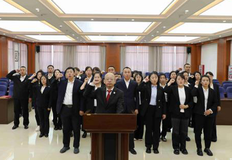 共筑司法公正新防线——清水河县人民法院32名人民陪审员获任命6.jpg