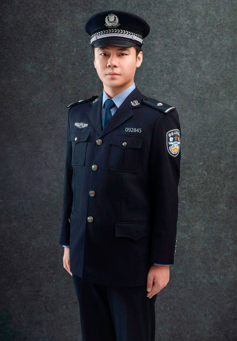 兴和县公安局优秀青年民警事迹展播3.jpg
