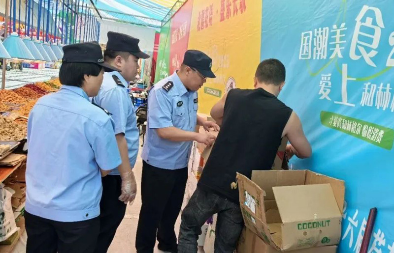 芍药花开引客来，藏蓝身影护周全——和林格尔县公安局深耕“警务+旅游”，擦亮平安底色4.jpg