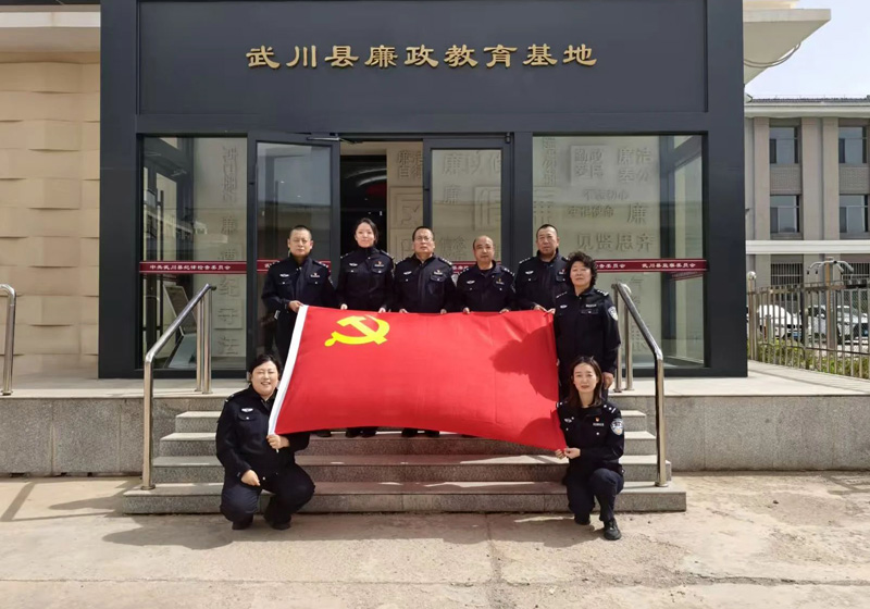 图片1（第二自然段配图）.jpg
