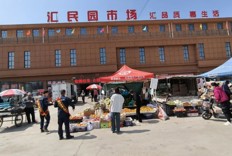 化德县公安局：守护“烟火气”，绷紧“安全弦”1.jpg