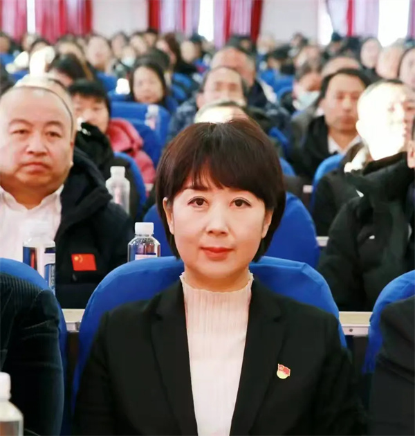 40fac22f155f41f7b9cb082f90e3f2e0epand__jpg.heic~tplv-flrovnc8r8-s2-cC-q_0_0_0_0_q80.jpg