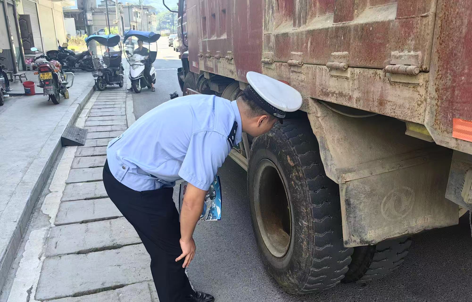 微信图片_20250815124404.jpg