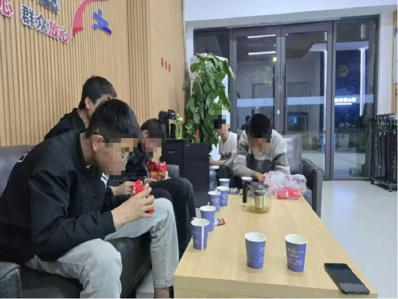 预防警务  暖心警务会客厅的劝学记368.png