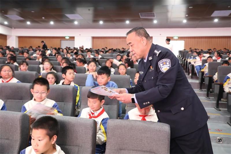 微信图片_20250415105447_proc.jpg
