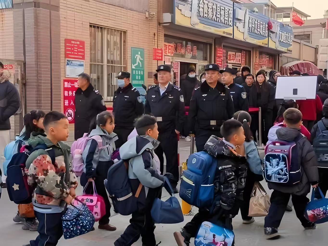 微信图片_20250307004847.jpg
