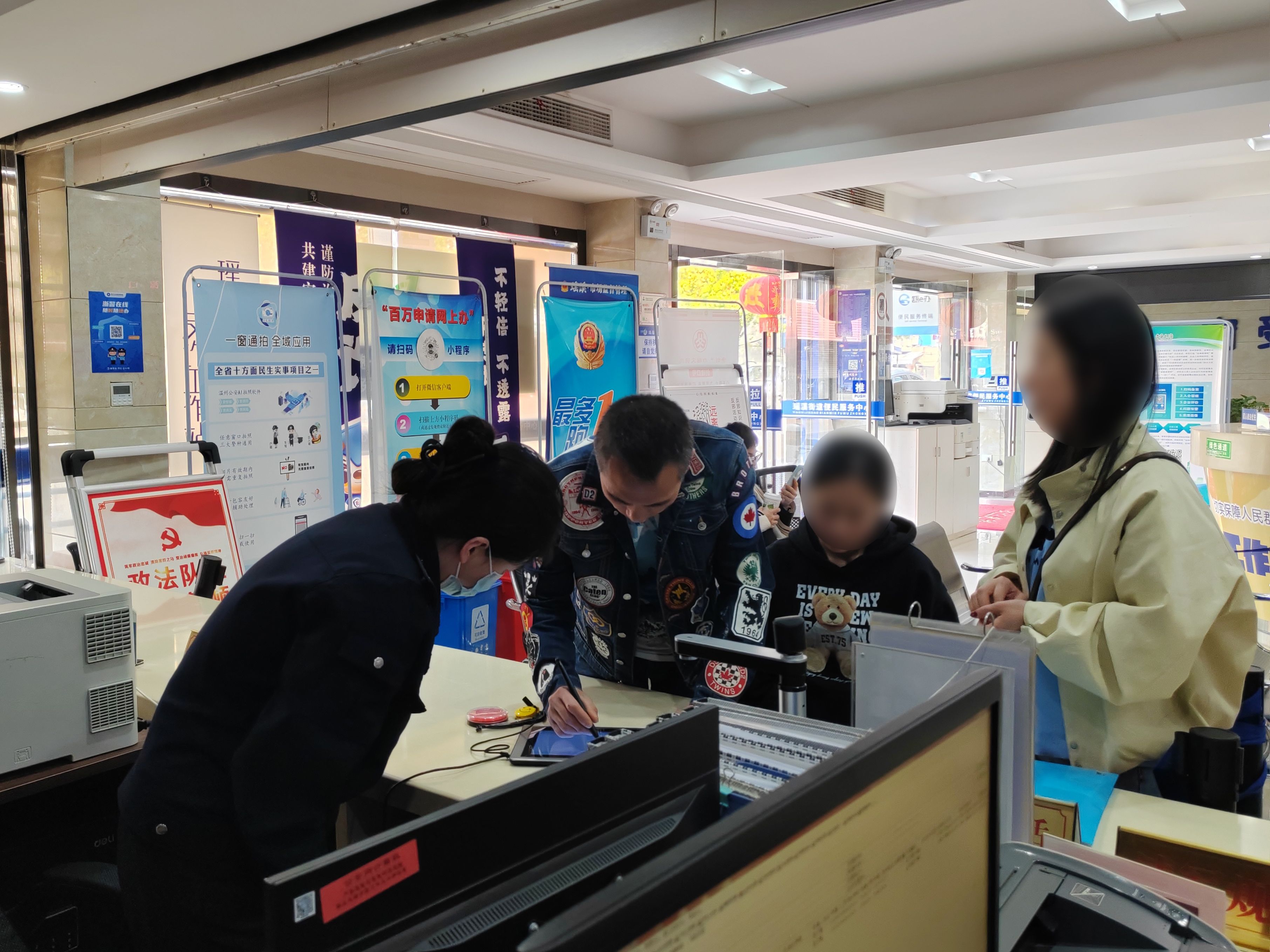 图2（第六段配图）.jpg