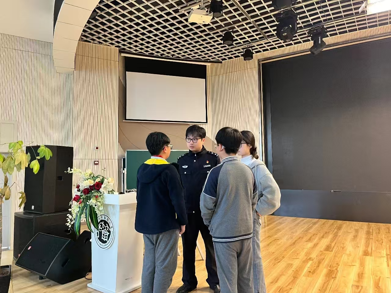 图2（第一小标题第四段配图）.jpg