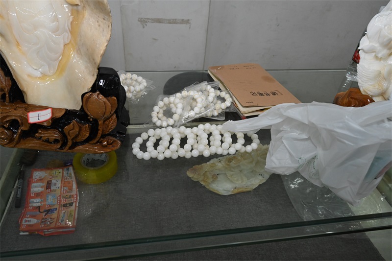图为查扣的砗磲手串 (2).JPG