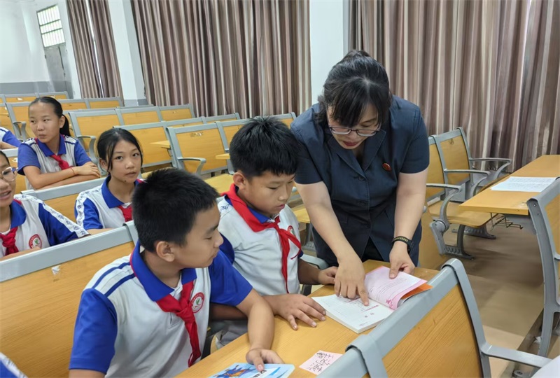 76e9b2427a727b23475e559f3affd4c_看图王.jpg