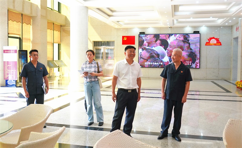 省一中院政治部主任杨全策率队到屯昌法院调研指导 138_副本.jpg