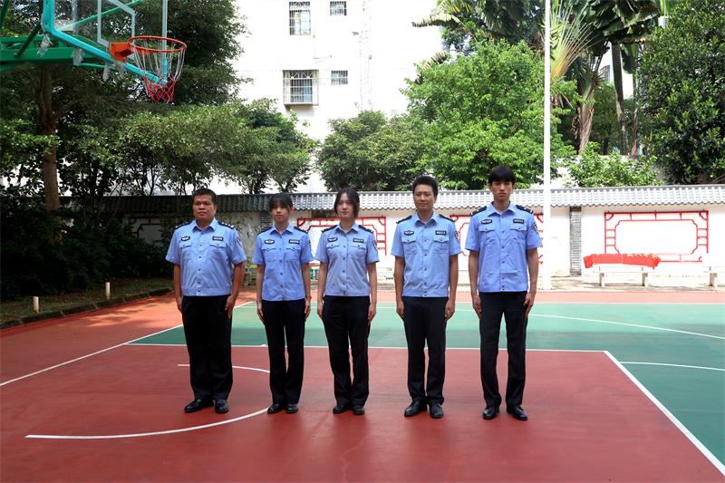 澄迈县人民检察院司法警察大队合影.JPG