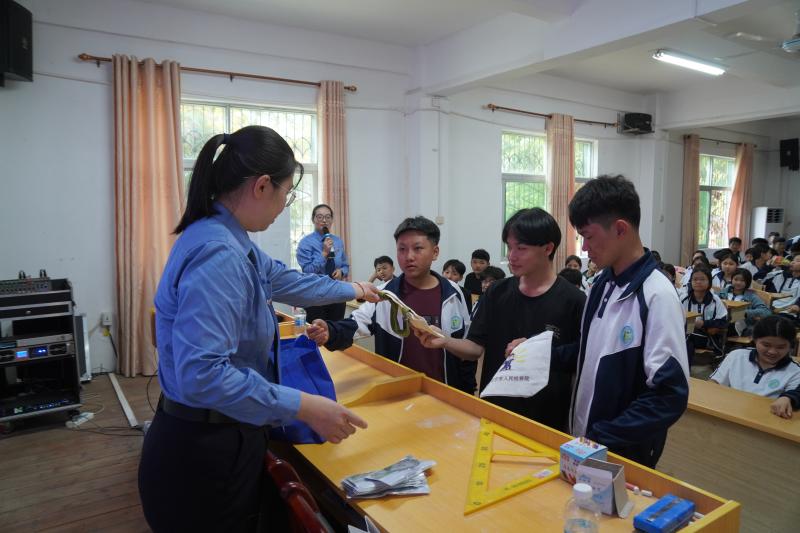 DSC02420.JPG