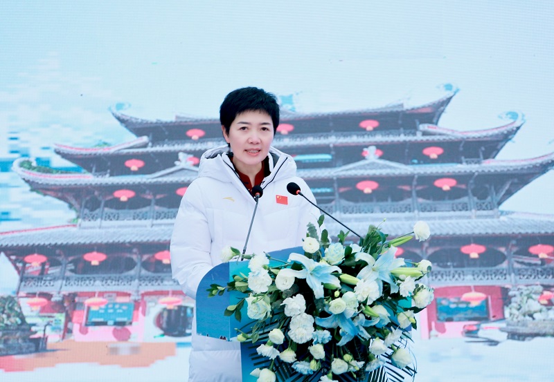 州委常委、州委宣传部部长向红林讲话.jpg