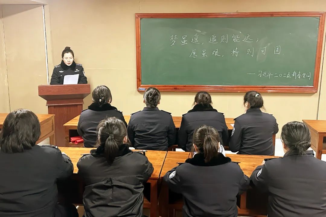 abea38a17a56ea7e088bb5a5607072dc.jpg
