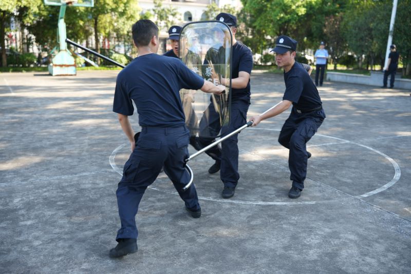 （渝水法院法警进行技能训练） (2).jpg