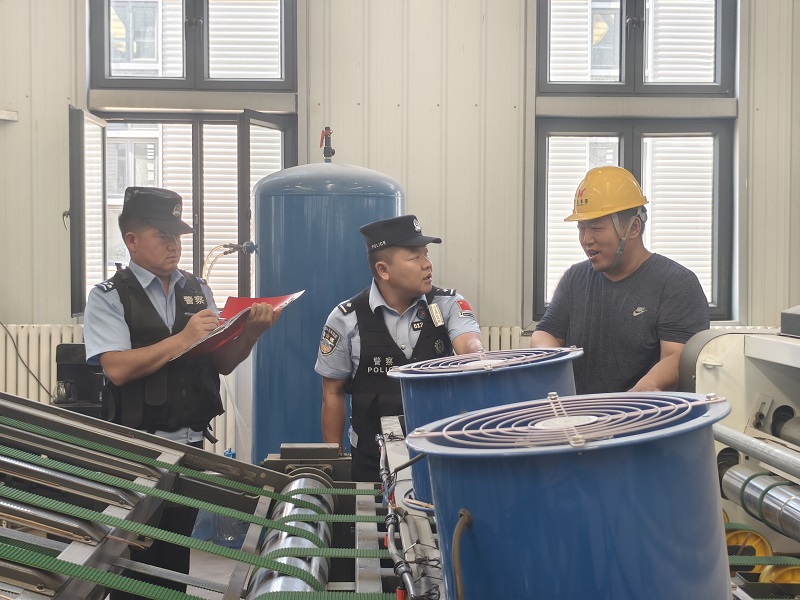 霍尔果斯5.jpg