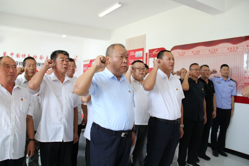 胡杨林市1.jpg