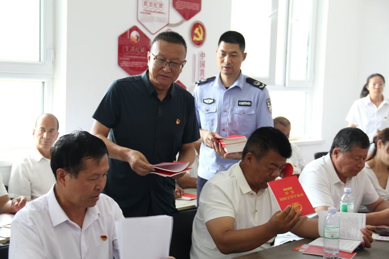 胡杨林市4.jpg