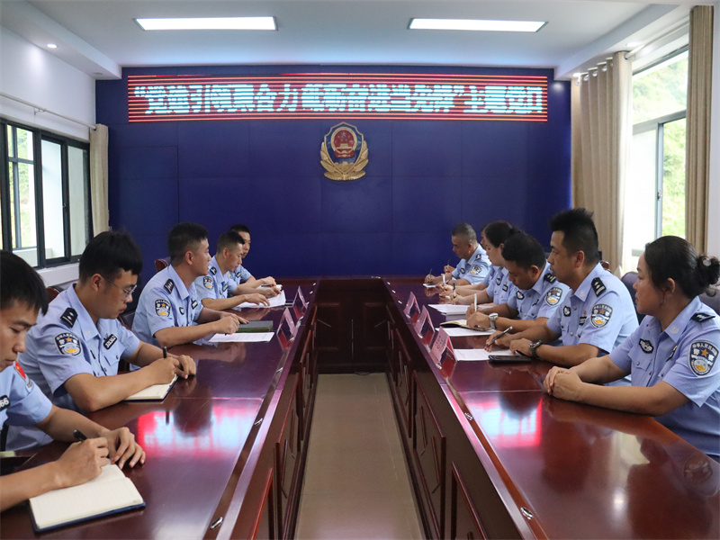 “党建引领聚合力 砥砺奋进当先锋”主题党日活动.JPG